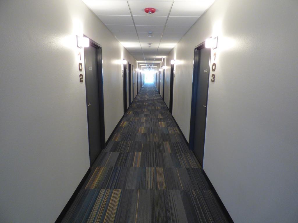 Republic Hotel Big Lake Экстерьер фото