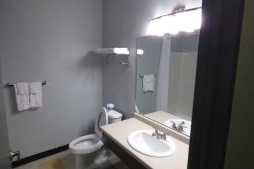 Republic Hotel Big Lake Экстерьер фото